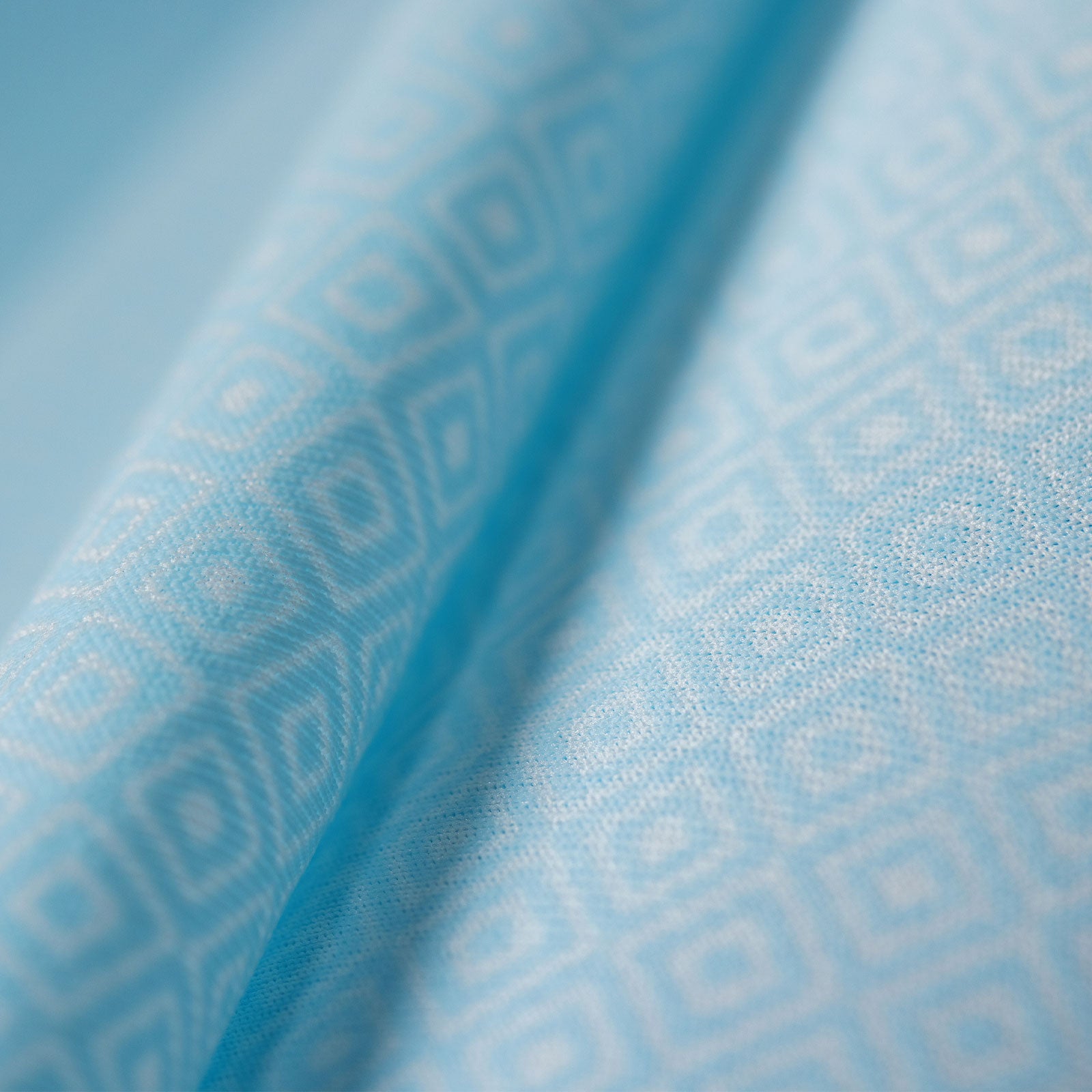 Chilling pillow COOL.MOMENTS-Voluminous, breathable and climate-friendly cushion